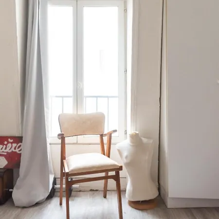 Charmant Studio Proche De Montmartre Parigi